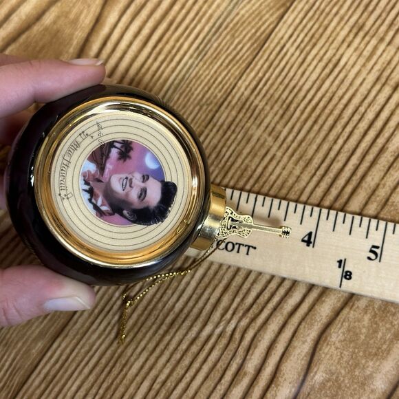 Elvis Presley The Bradford Exchange 1999 Porcelain Ornaments Set Of 4 - Picture 11 of 11